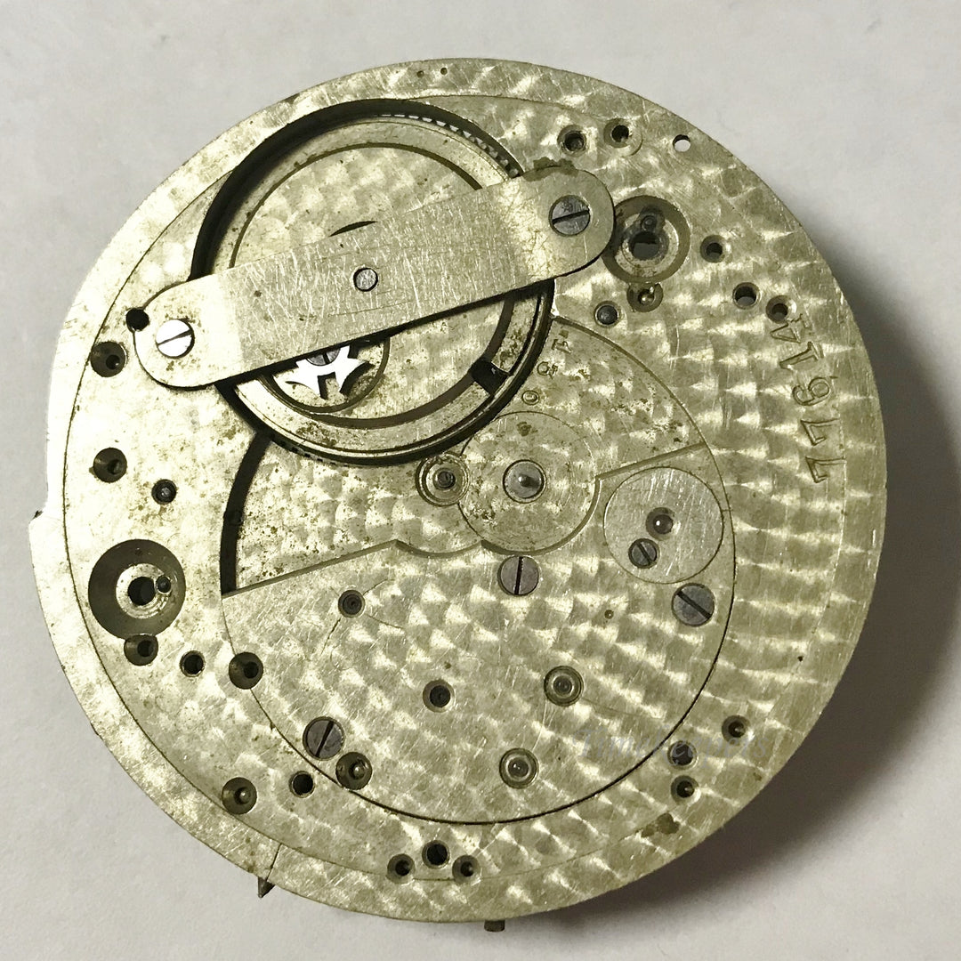 e948 Vintage Wrist Mechanical Watch Movement for Parts Repair