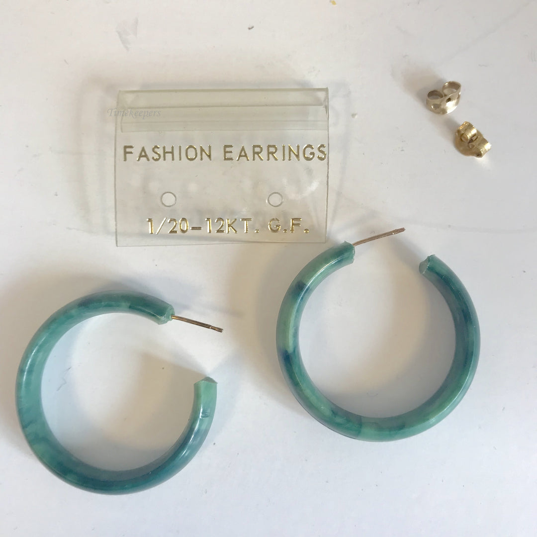 f163 Vintage 12K Gold Filled Green Hoop Earrings 1980's