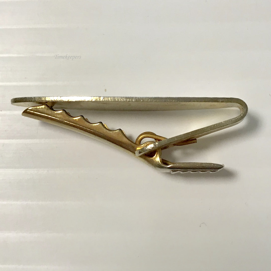 f362 Vintage Gold Tone Carved Ornament Men's Tie Clip Clasp