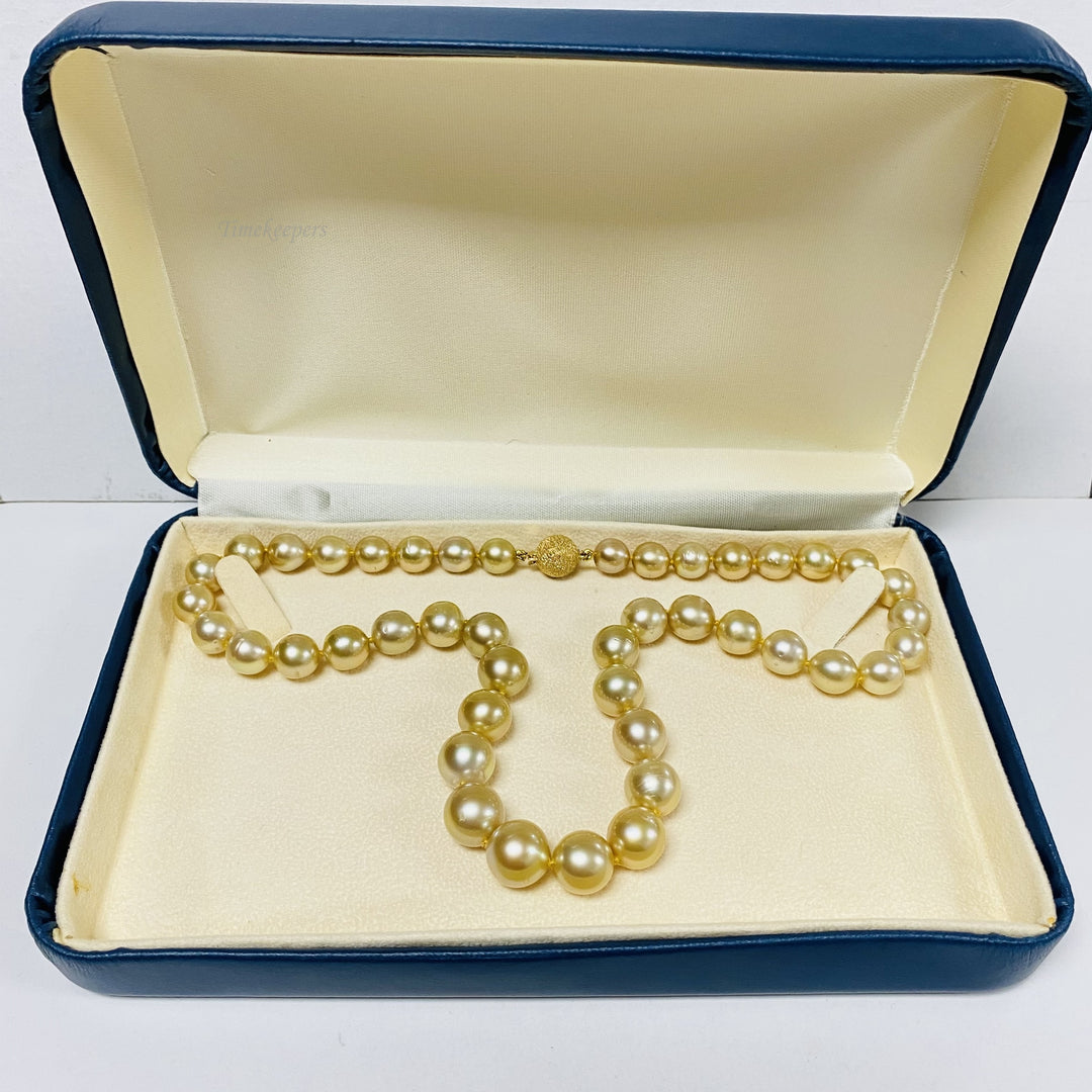 f688 Vintage Amamis Graduated Pearls 18" long Necklace 18L Yellow Gold Clasp