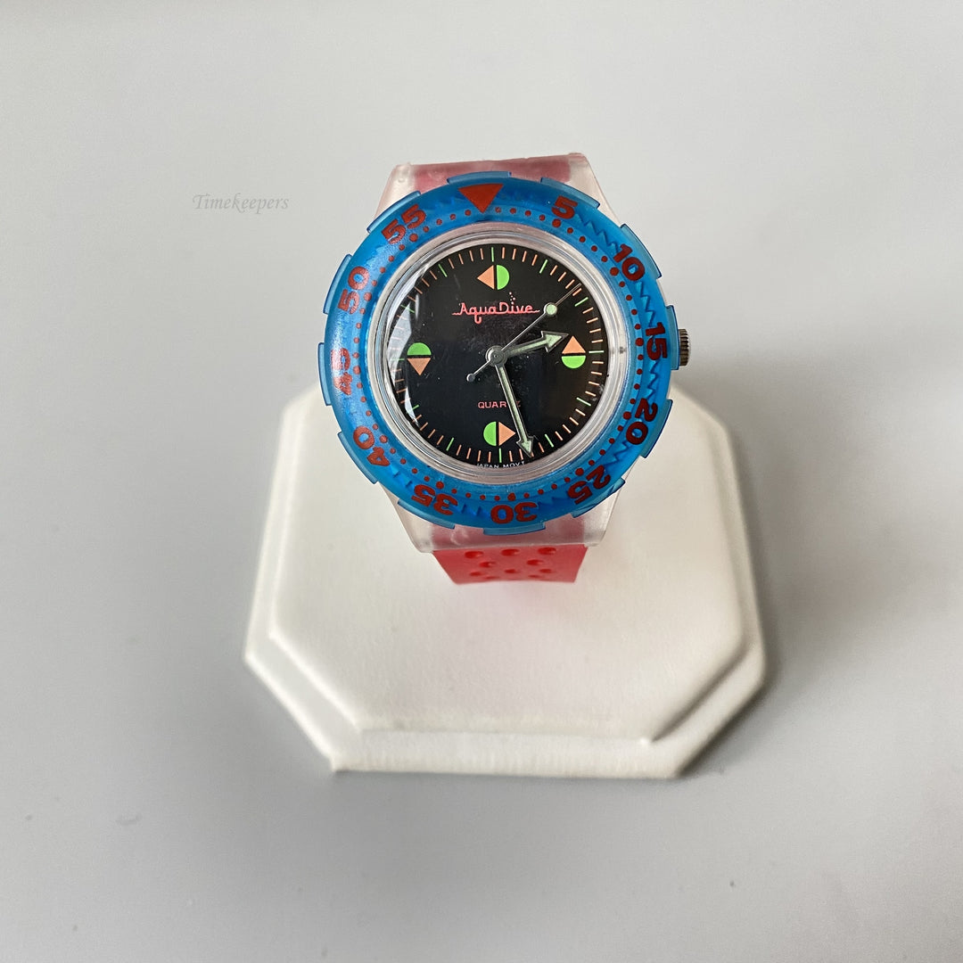 f821 AquaDive Men's Wrist Watch Plastic Band