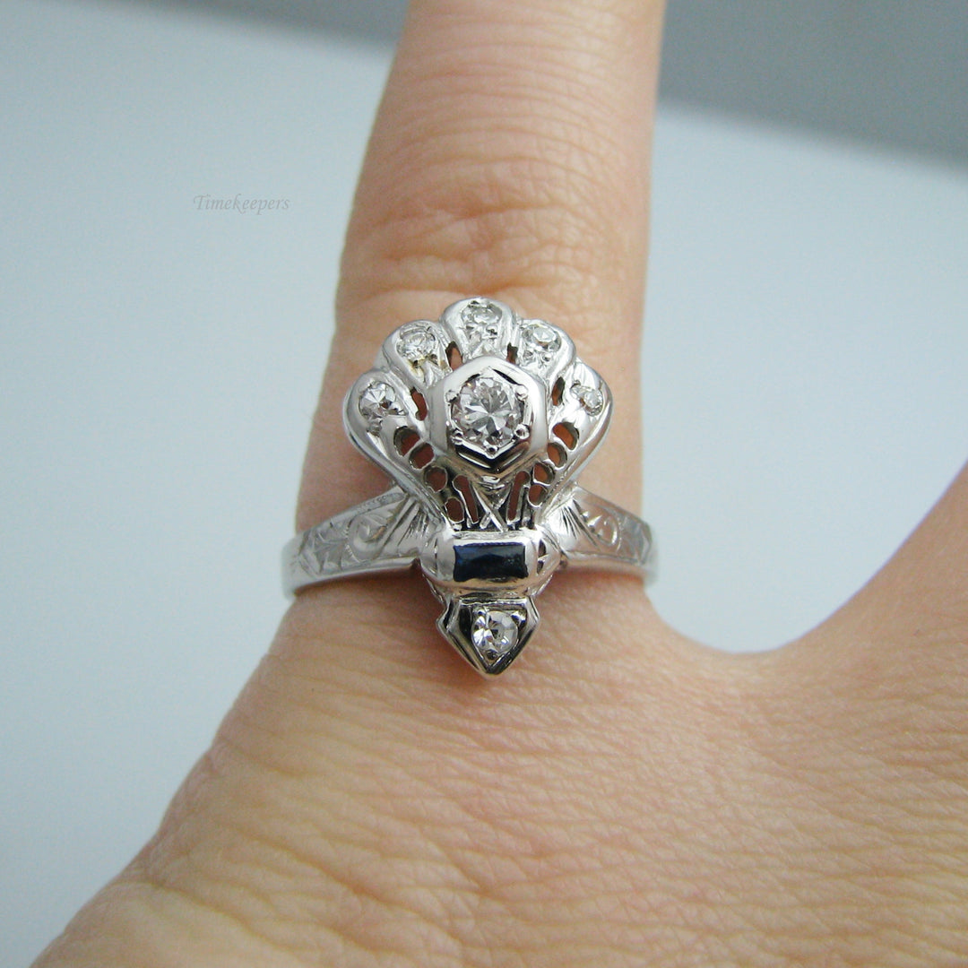 g005 Elegant 14k White Gold Diamond Ring