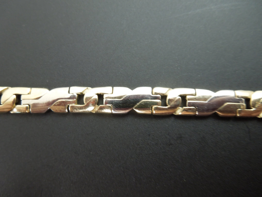 g435 Unique 7.5" 14kt Yellow Gold Two Toned Bracelet