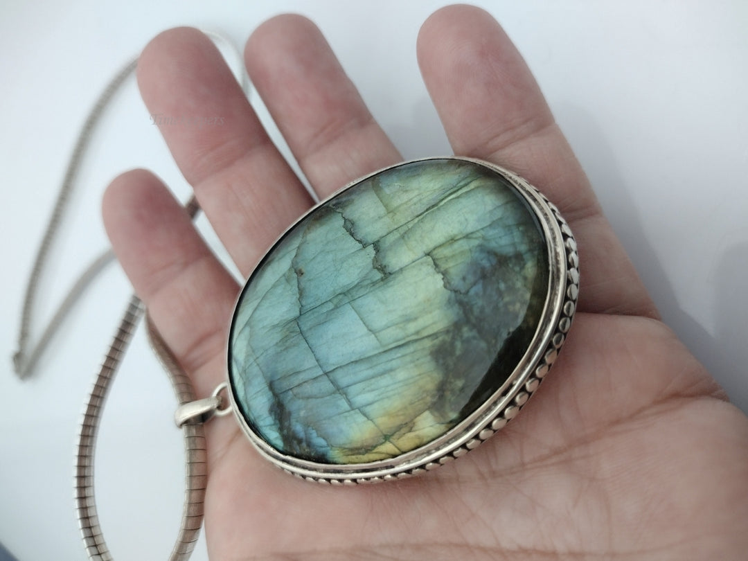 q396 Sterling Silver Omega Necklace with a Large, Lovely Labradorite Pendant