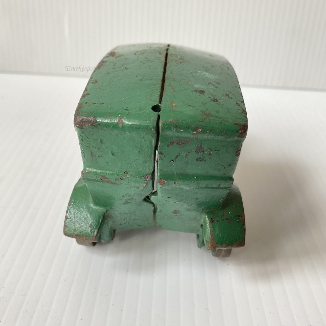 m105 Vintage Collectible Figurine Cast Iron Car Green Paint Rolling Wheels