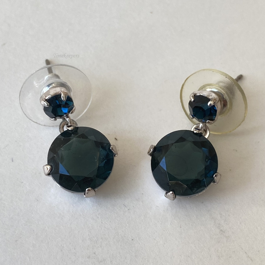 m172 Vintage Silver Tone Blue Stones Dangle Screw Back Earrings