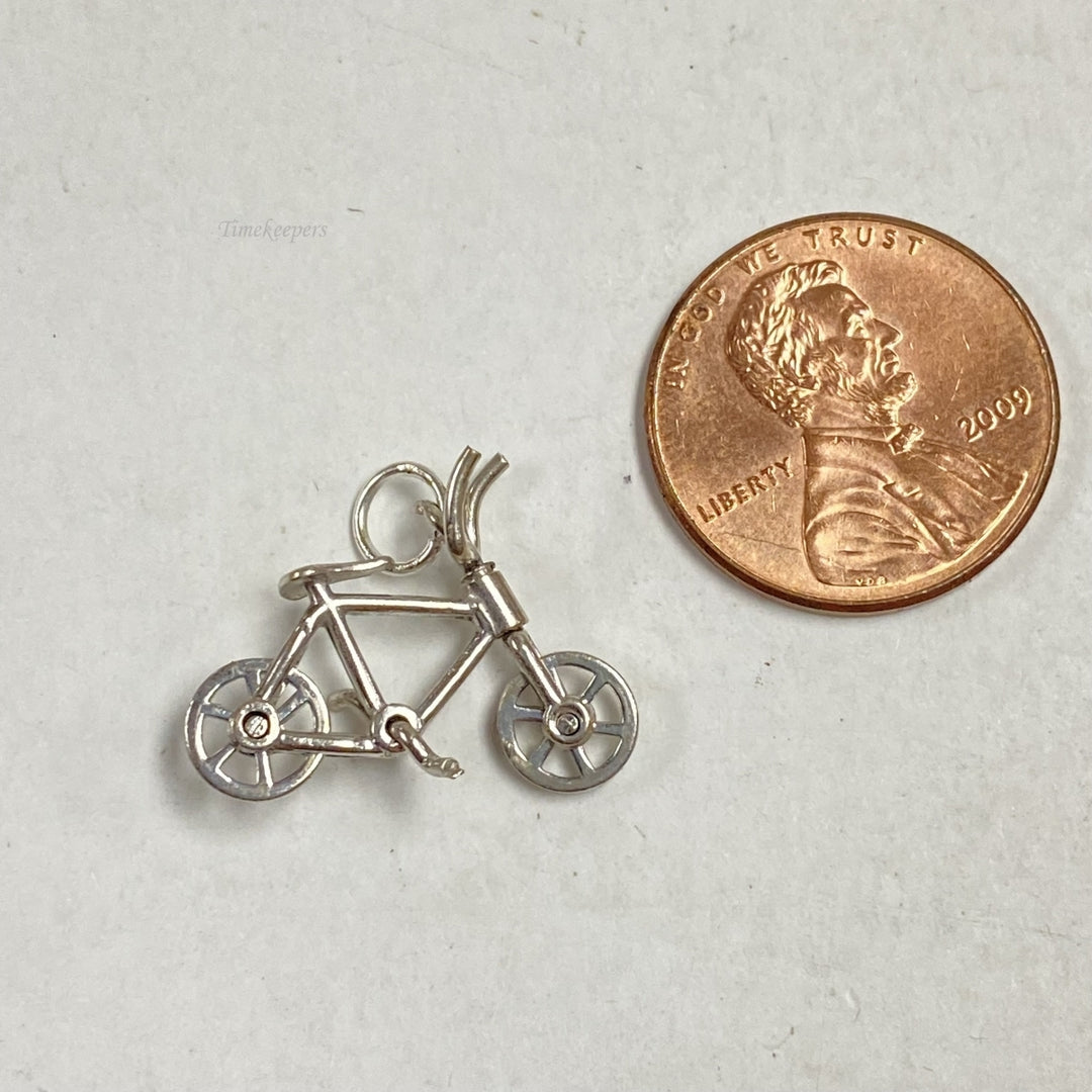 m248 Vintage Sterling Silver Turning Bicycle Charm Pendant