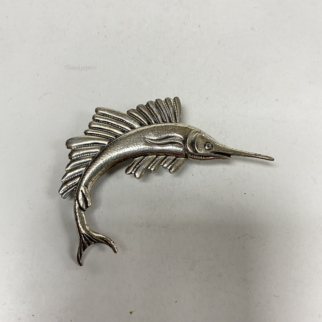 m272 Vintage Mexico Sterling Silver Fish Brooch Pin