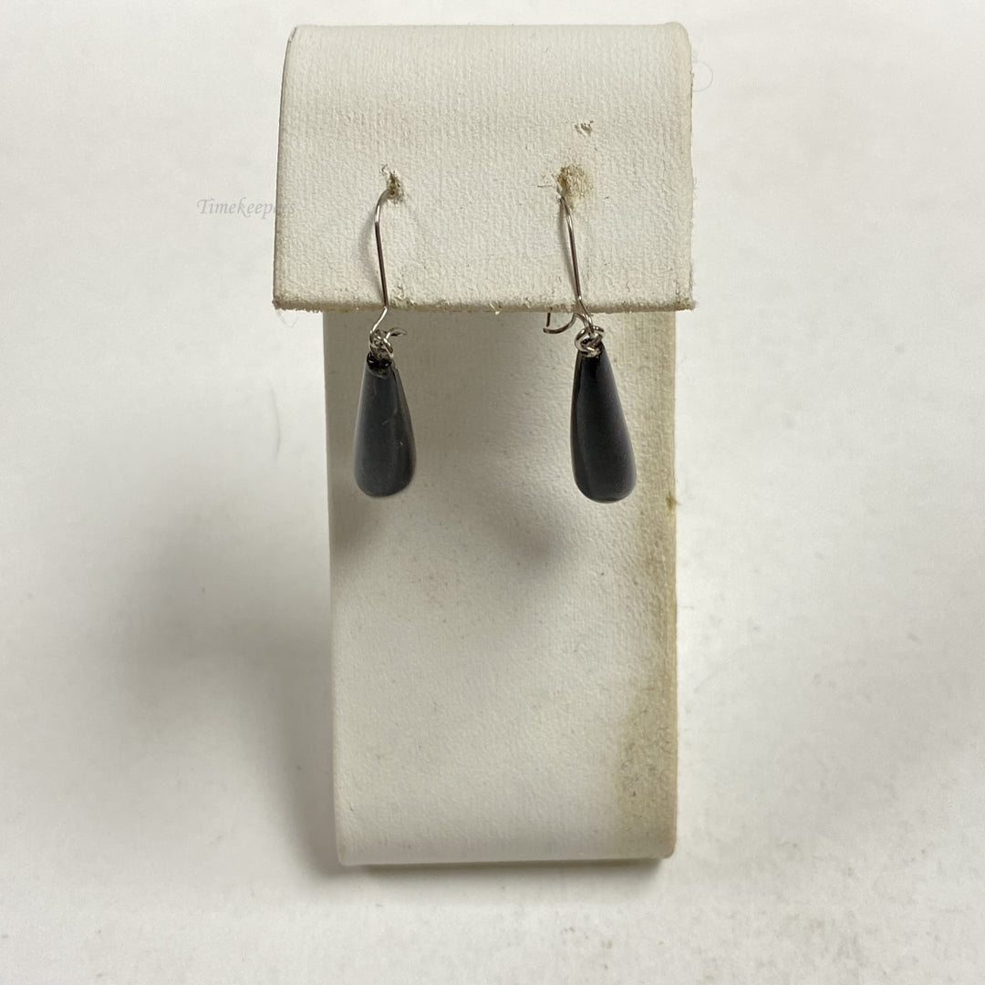 m315 Vintage Sterling Silver Dark Stone Dangle Earrings