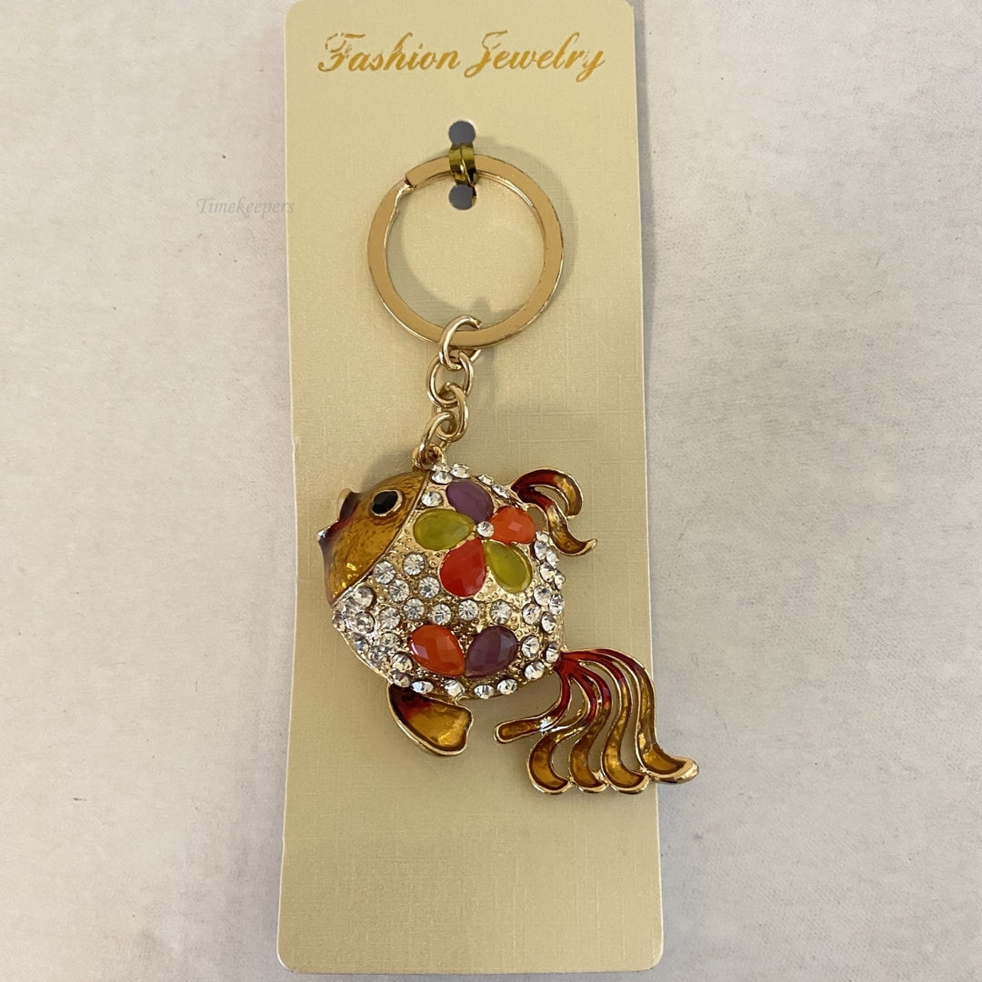 m401 Fashion Vintage Collectible Gold Fish Rhinestone Charm Key Ring Fob