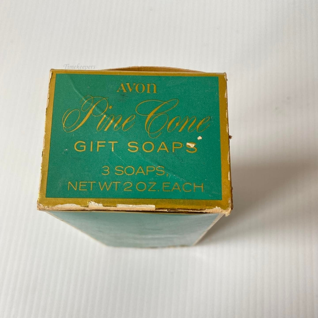 m491 Vintage Avon Collectible 3 Pine Cone Gift Soaps 2 OZ each