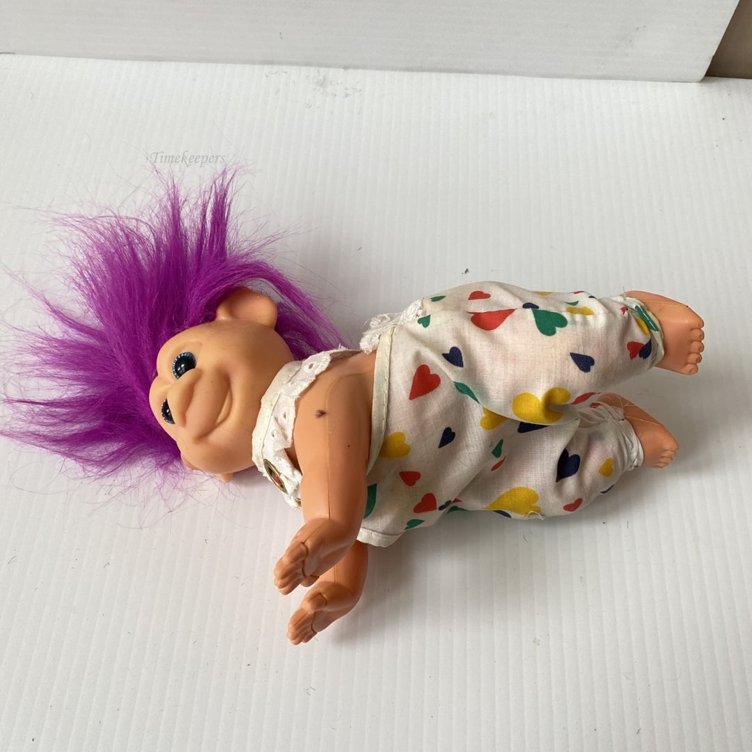 m545 Vintage Crawling Baby Doll Collectible Troll Toy Turning Head