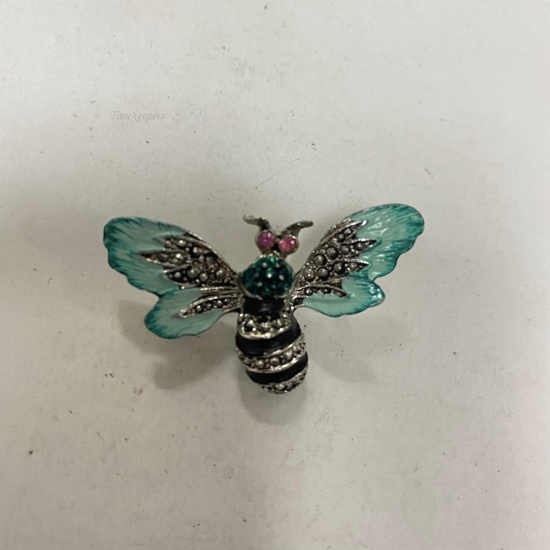 m652 Vintage Silver Tone Blue Bee Brooch Pin