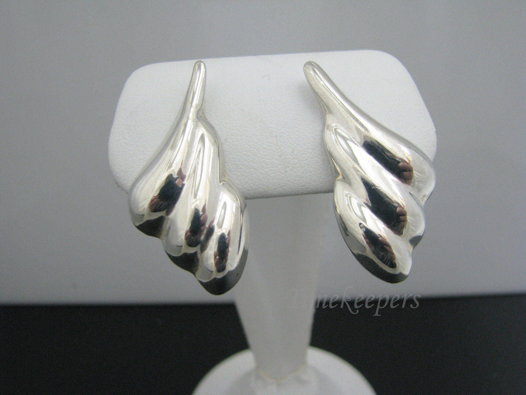 c237 Lovely Sterling Silver 3 Ribbon Pierced Earrings