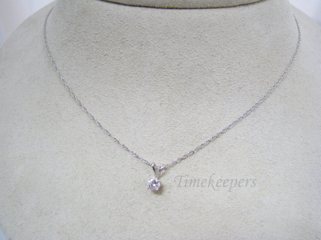 a324 Vintage Elegant Single Diamond Pendant in 14k White Gold with 18" Chain