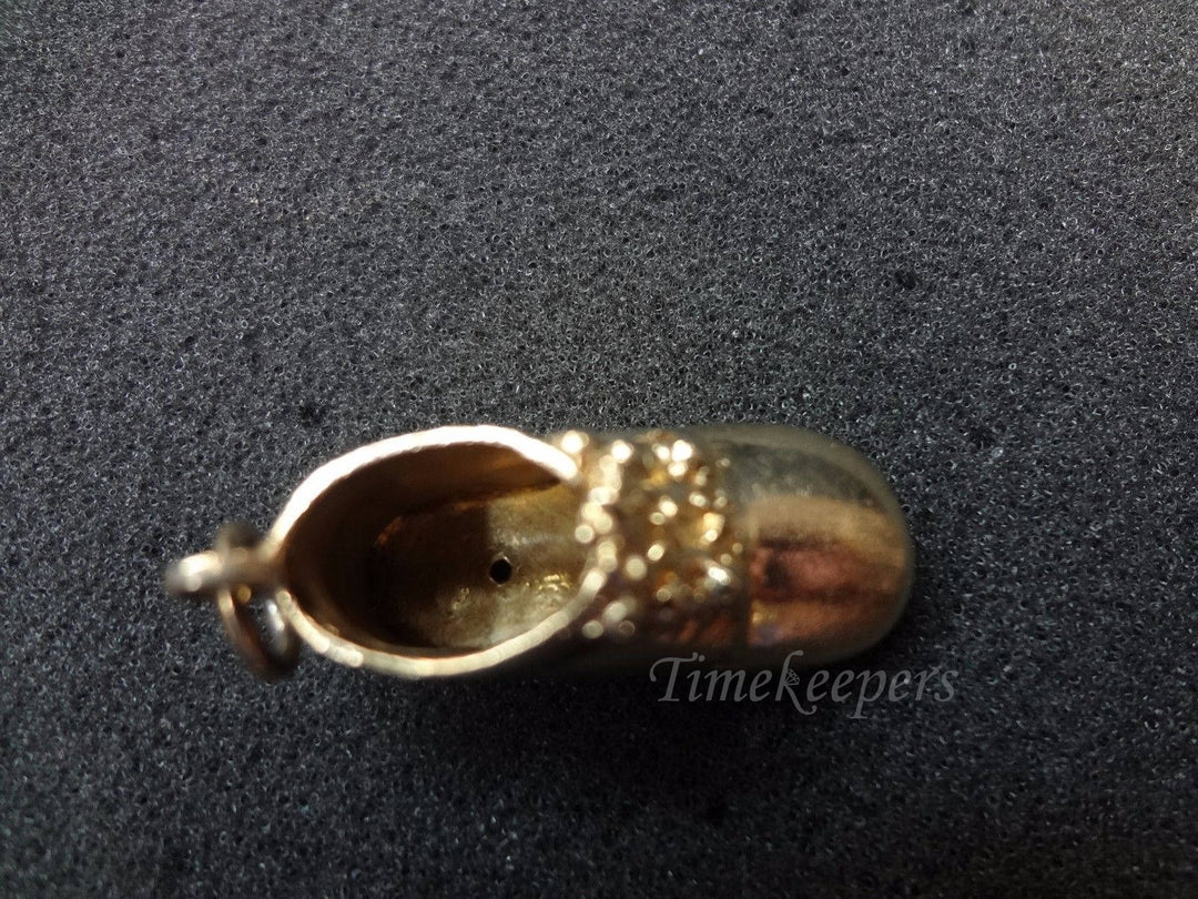 a659 Cute Baby Shoe Charm/ Pendant in 14k Yellow Gold