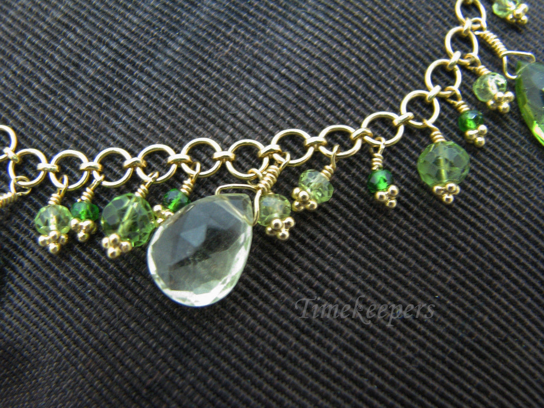 a555 Stunning 22k Yellow Gold Link Bracelet with Round &amp; Pear Shaped Peridot