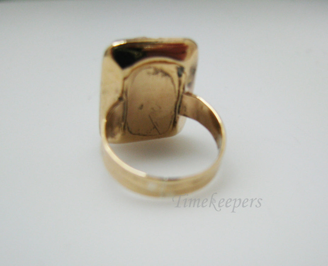 a975 Beautiful Vintage Carved Cameo Ring in 10k Yellow Gold