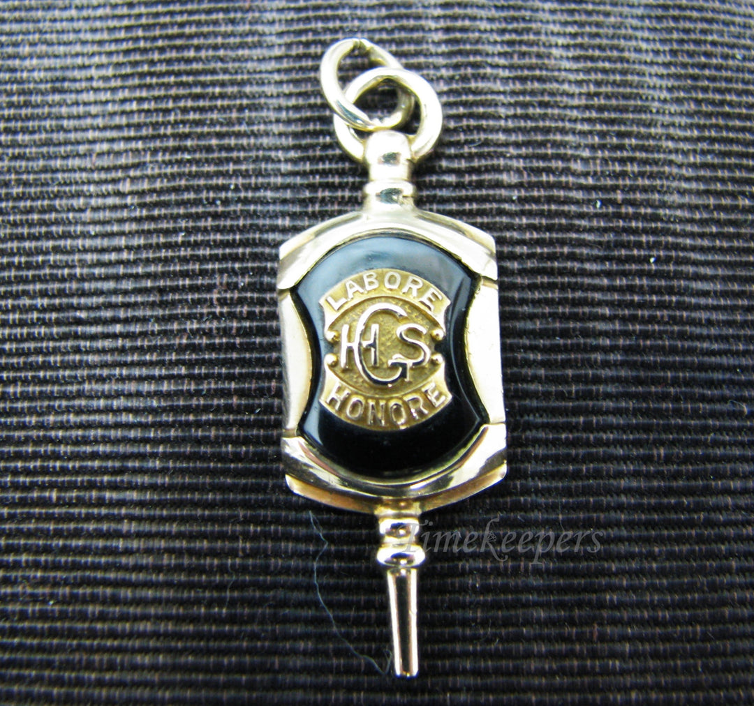 c317 Vintage High School Larbore Honore Pendant from 1939 in 10k Yellow Gold