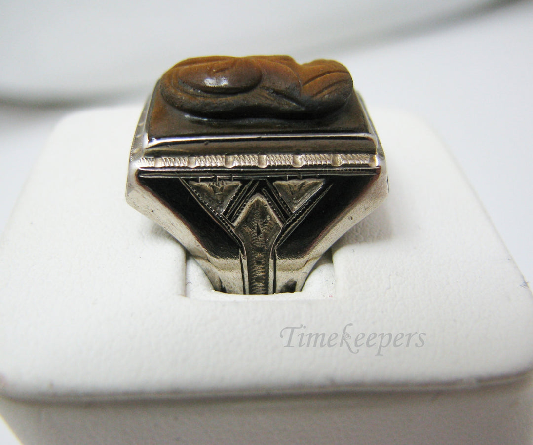 c378 Vintage Men's Carved Tiger Eye 10k White Gold Ring