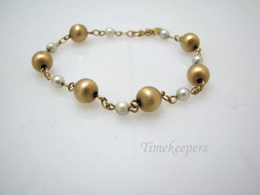 a545 Vintage Elegant Pearl and 14k Gold Bead Bracelet