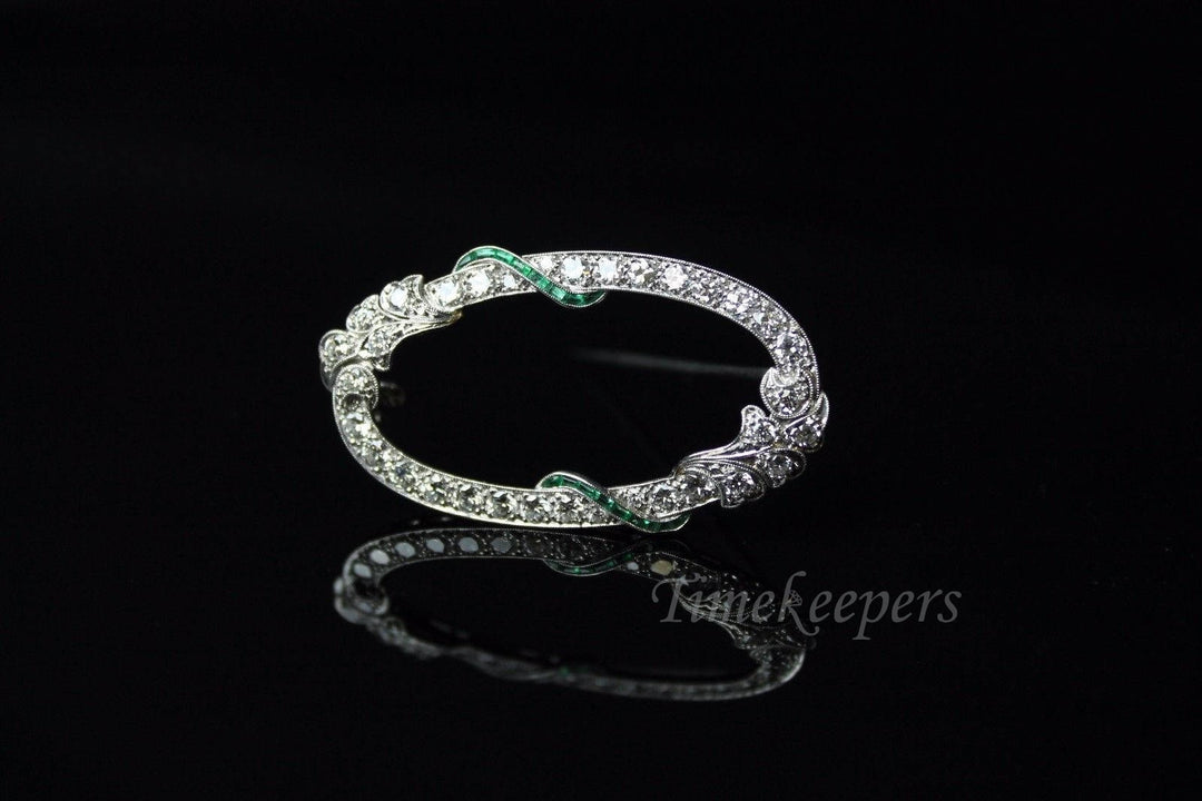 a816 Vintage Gorgeous Diamond and Emerald Brooch Pin 14k White Gold