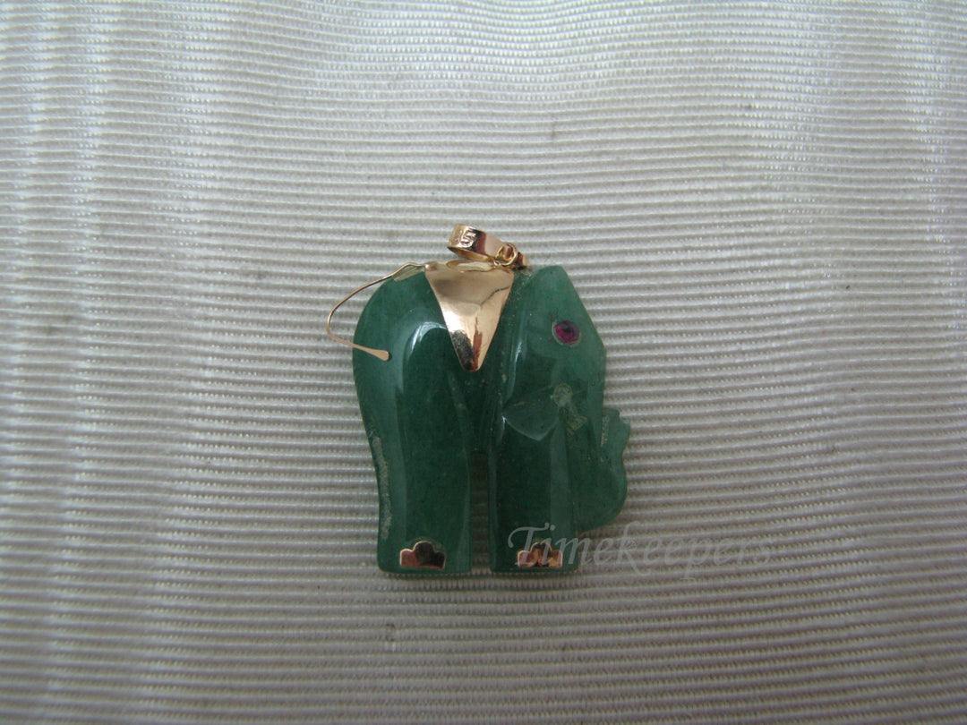 a641 Vintage Good Luck Charm Green Jade Elephant with 14k Gold Accents