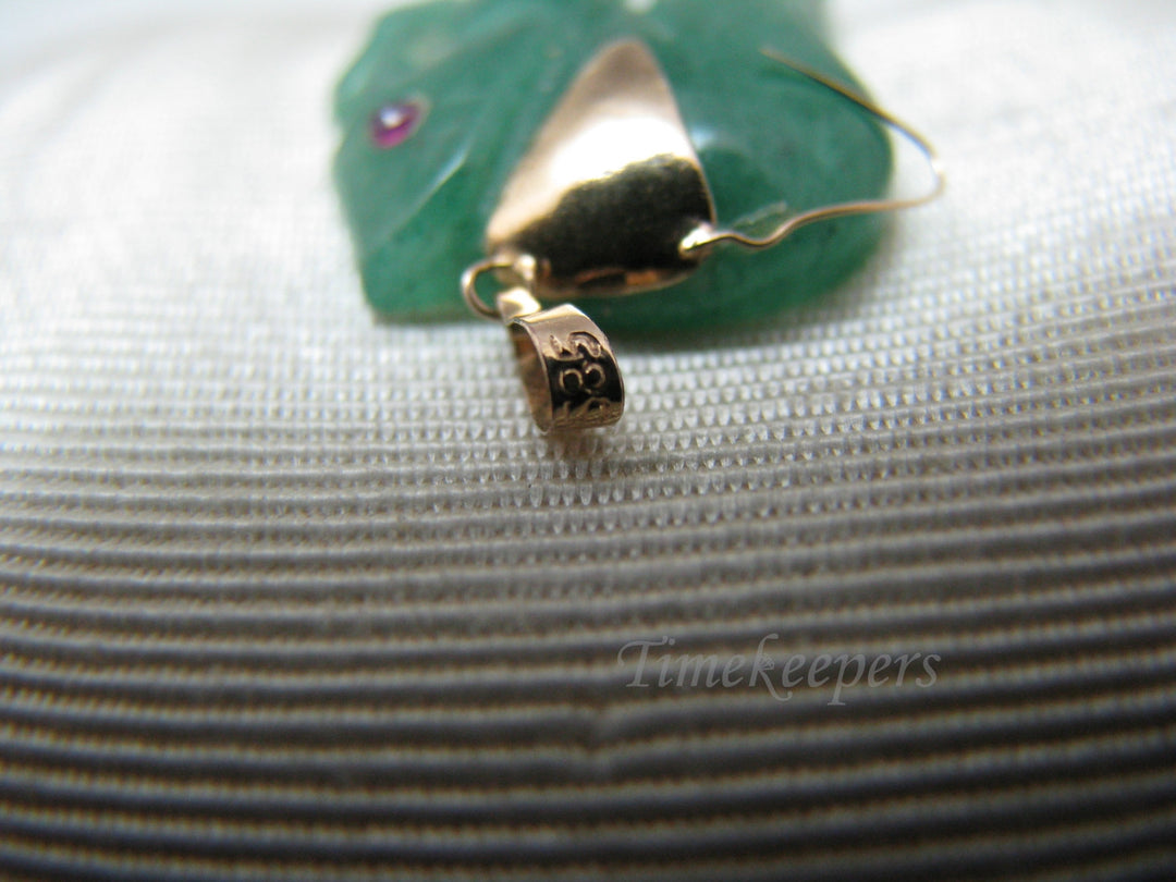 a641 Vintage Good Luck Charm Green Jade Elephant with 14k Gold Accents