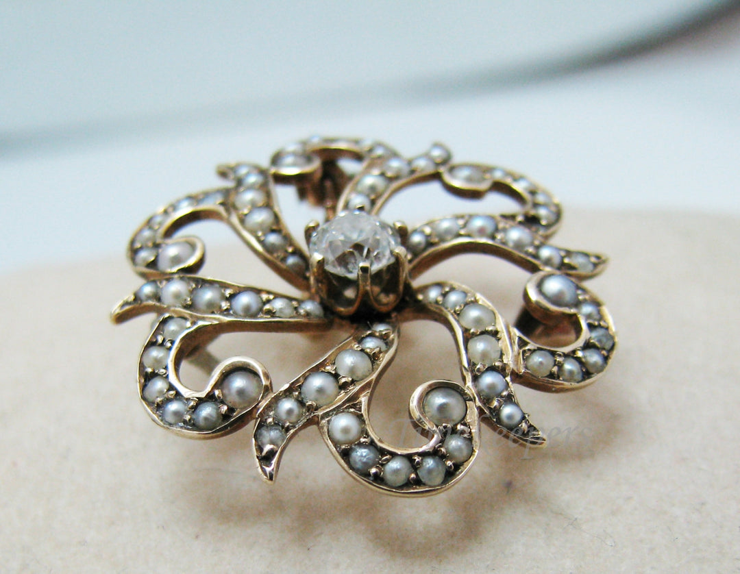 a635 Beautiful 14k Yellow Gold Filigree Brooch/ Pendant with Diamond Seed Pearls