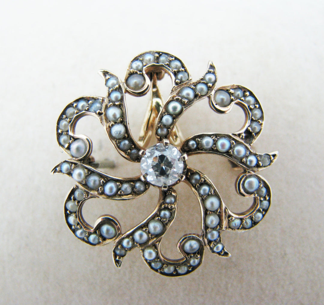 a635 Beautiful 14k Yellow Gold Filigree Brooch/ Pendant with Diamond Seed Pearls