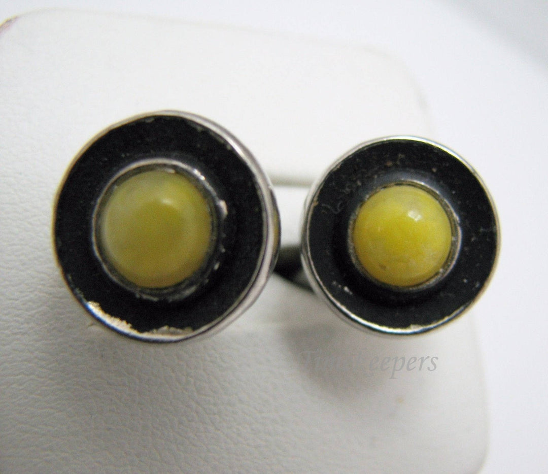 a417 Vintage Small Round Cuff links with Center Yellow Stone