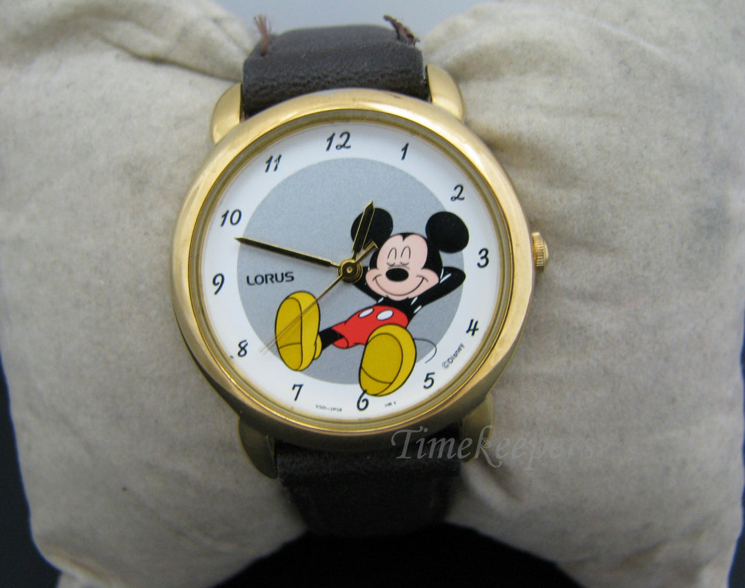 c176 Nice Pre-Owned Mickey Mouse Lorus Watch with Mickey Relaxing