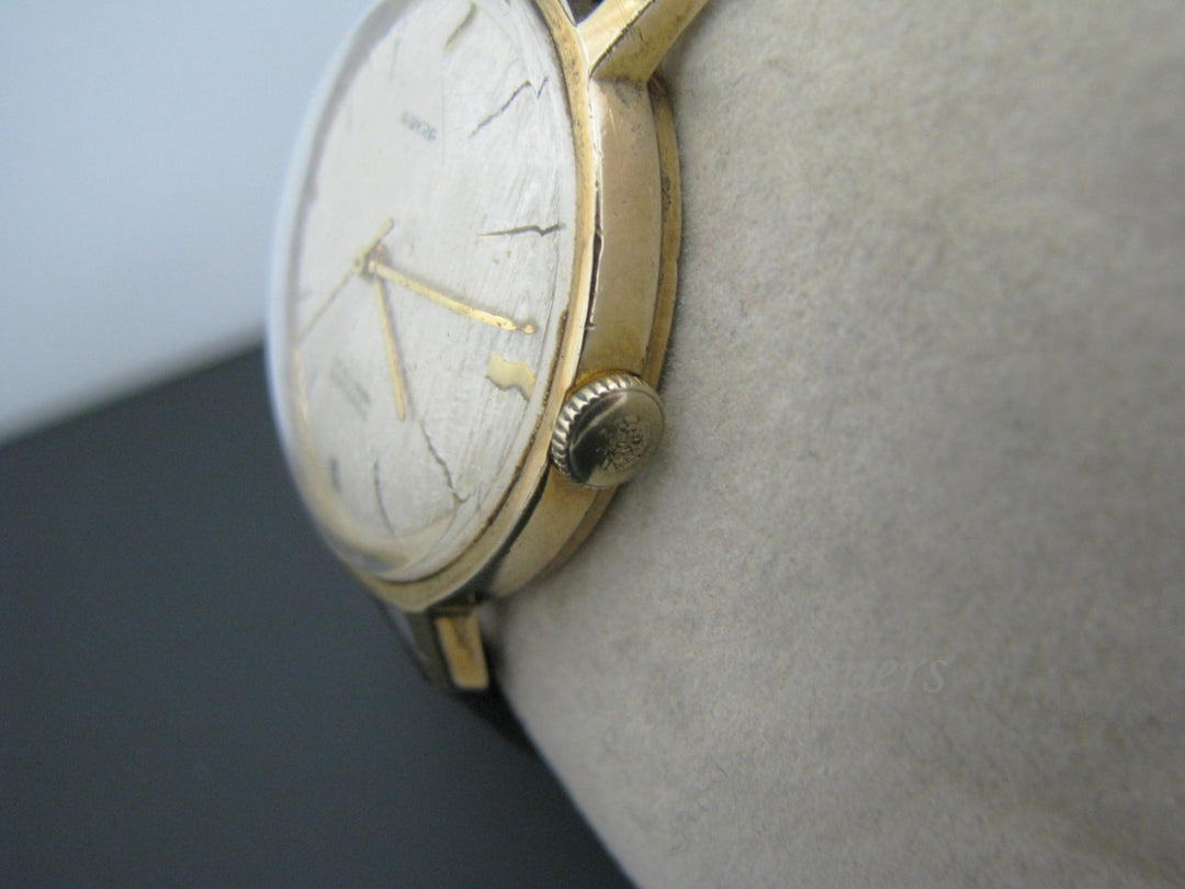 a032 Handsome 1970's Men's Ankra Watch in Gold Tone with Brushed Gold Dial