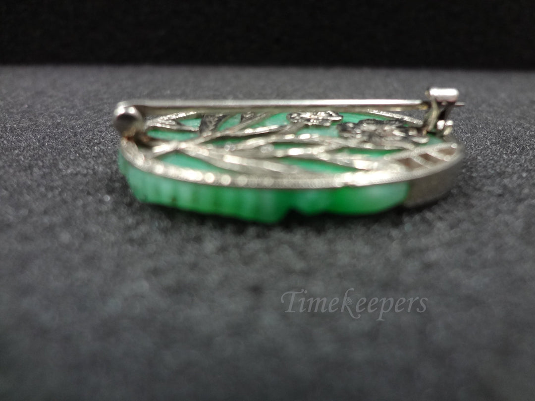 a699 Vintage 1900s Green Jade Brooch with 10kt White Gold Backing