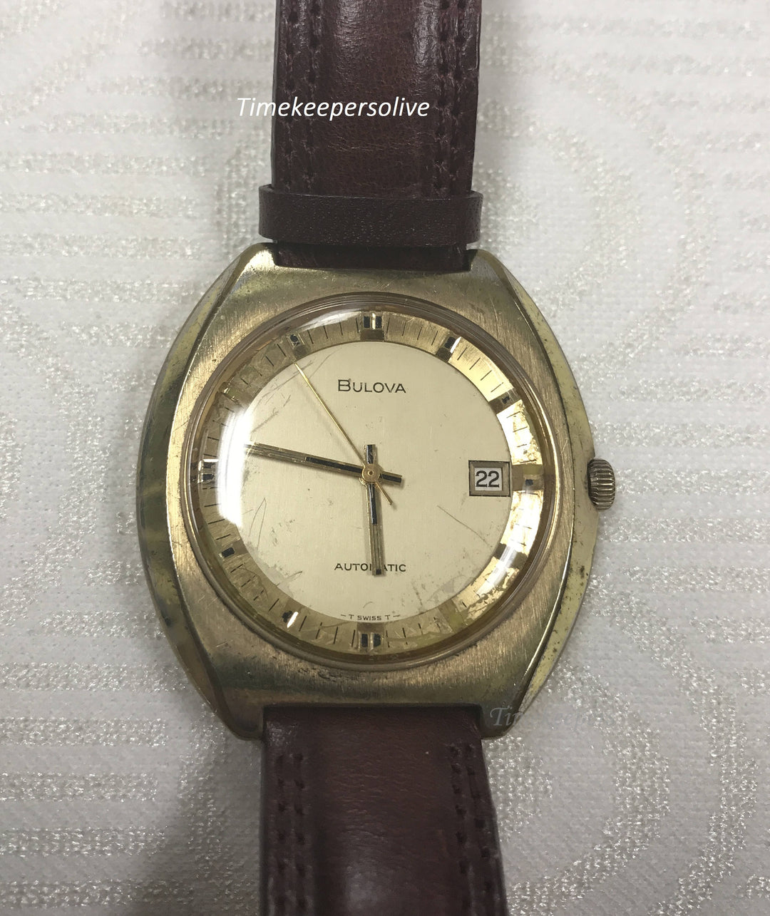 A017 Vintage Original Authentic Bulova Swiss Automatic Classic Date Large Wrist Watch