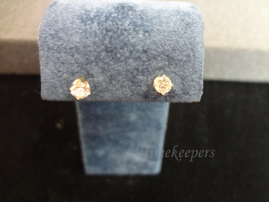 c596 Gorgeous, Classic 14k Yellow Gold Diamond Stud Pierced Earrings