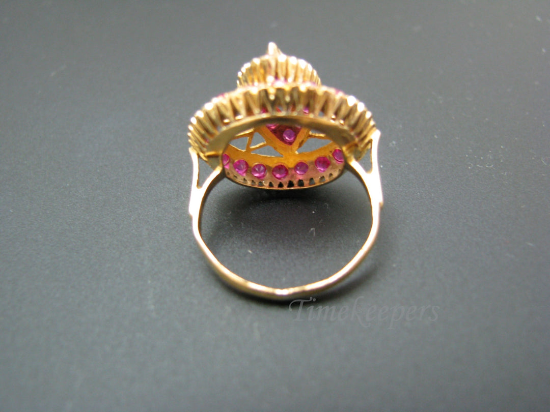 b101 Beautiful 18kt Yellow Gold Synthetic Ruby Cocktail Ring