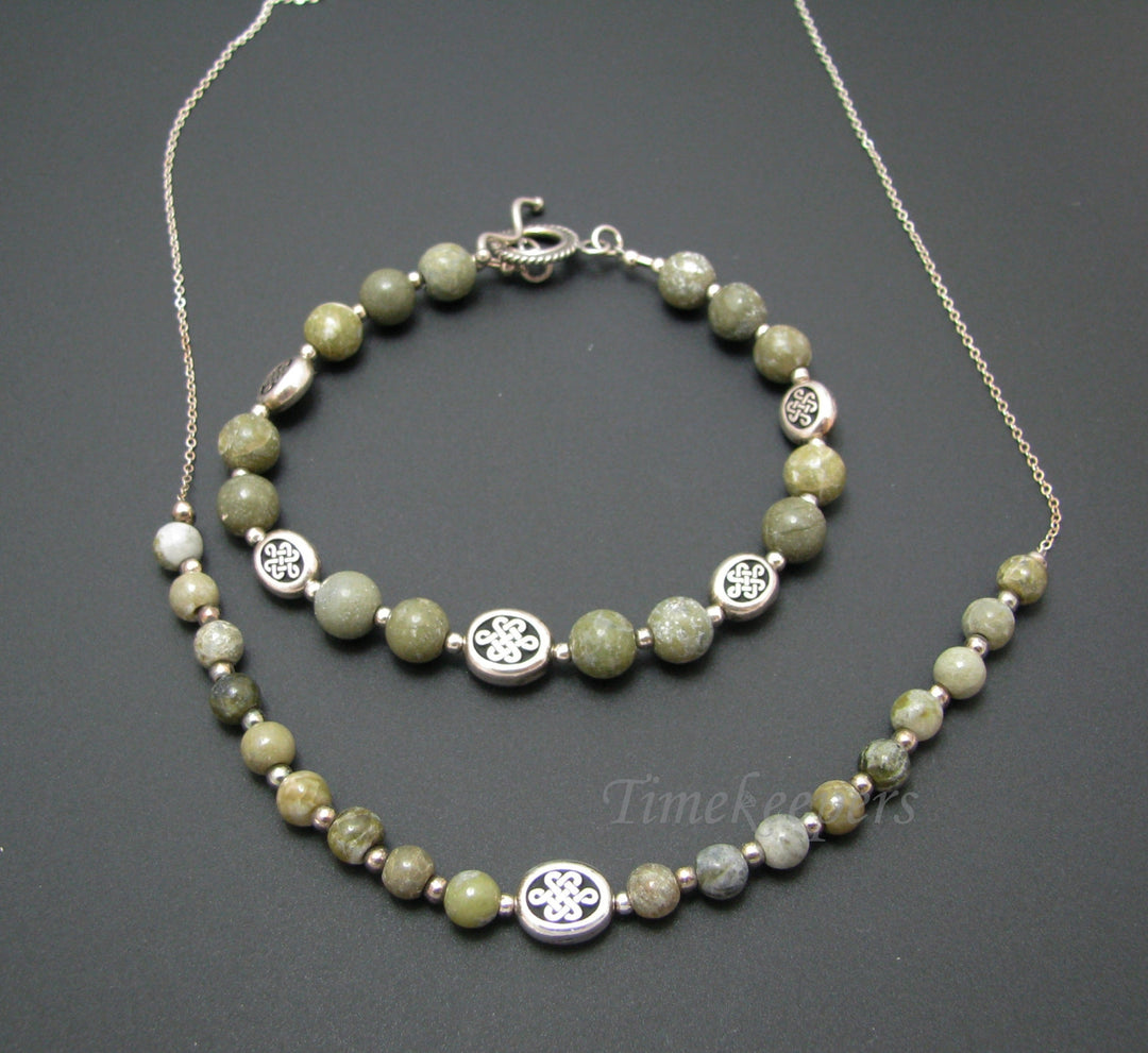 c582 Lovely Connemara Irish Marble and Silver Celtic Knot Necklace &amp; Bracelet Set