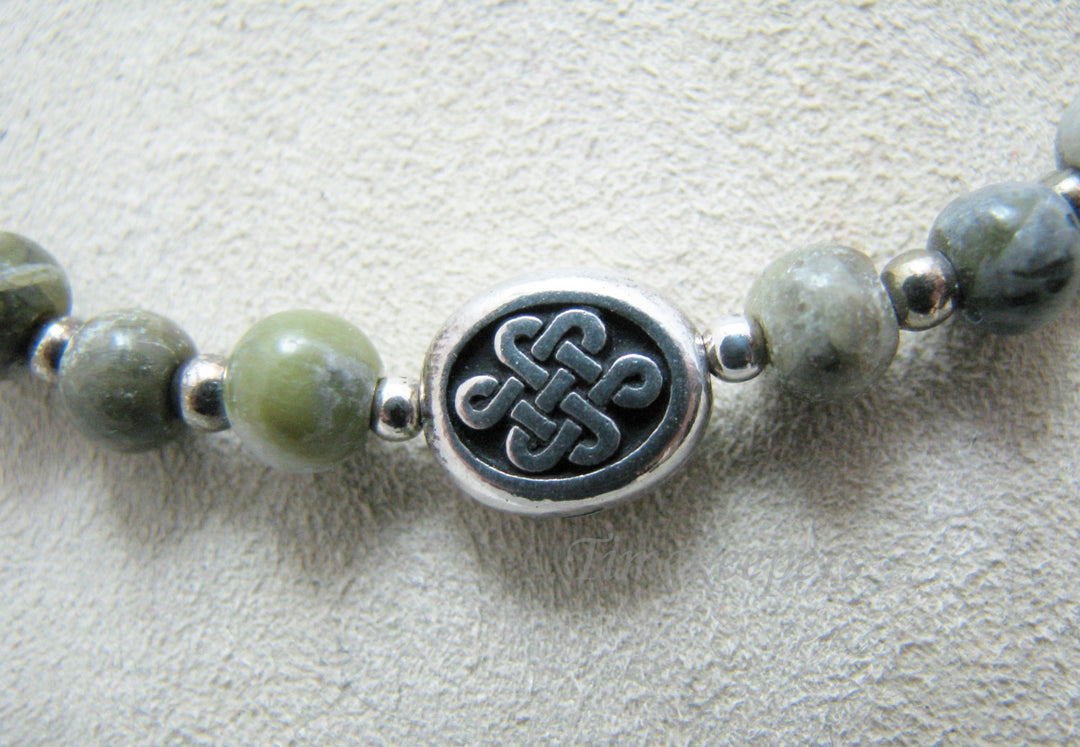 c582 Lovely Connemara Irish Marble and Silver Celtic Knot Necklace &amp; Bracelet Set