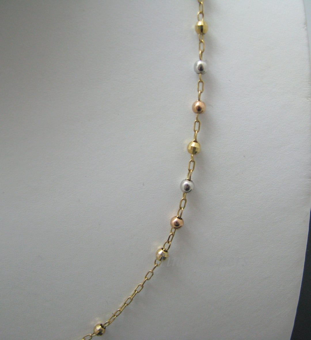 a1097 Beautiful Multi Color Gold Chain and Bead Necklace in 14 k