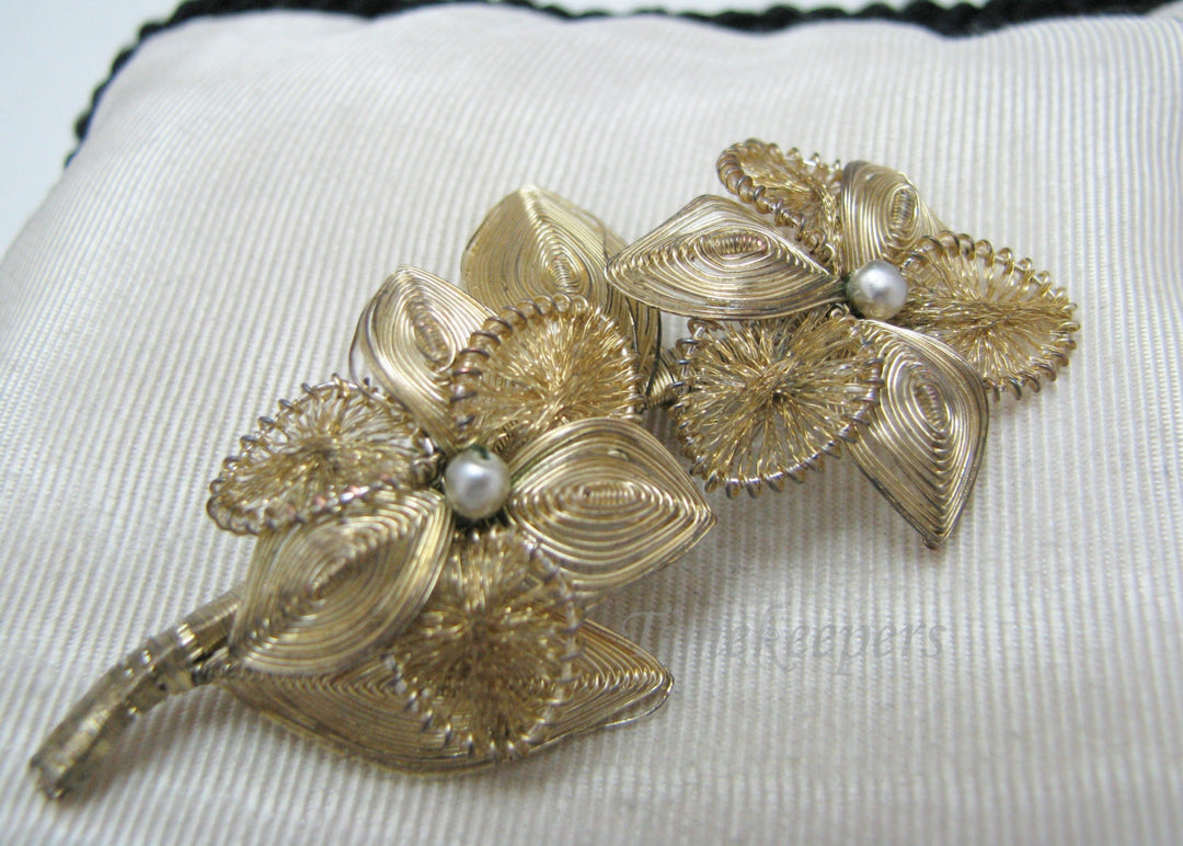 a669 Vintage Hand Made Wire Wrapped Flower Brooch with Pearl Centers