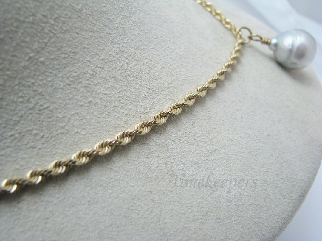 a877 Vintage Beautiful Tahitian Pearl Pendant on Rope Chain in 14k Yellow Gold