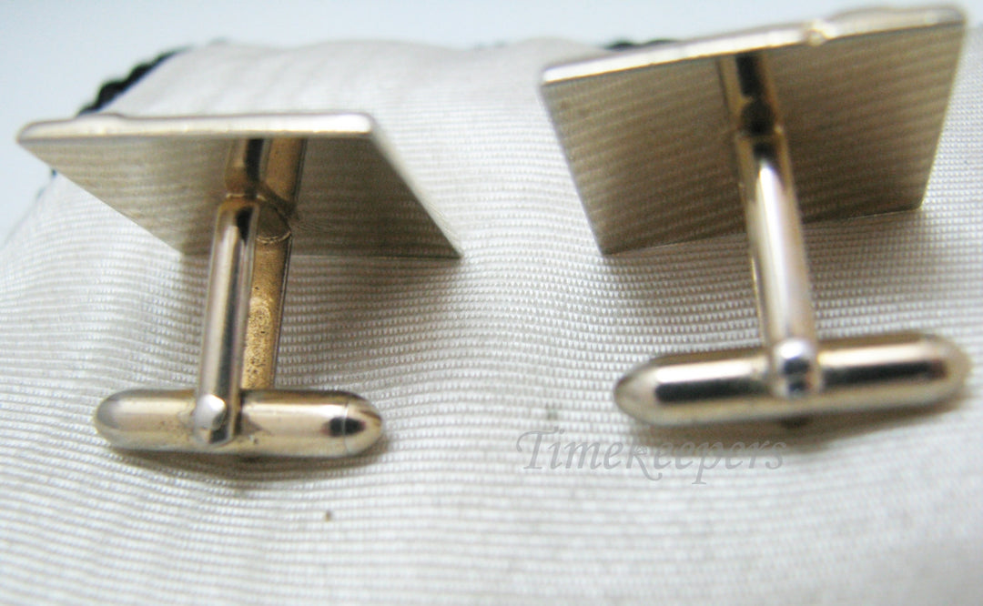 c371 Handsome Vintage Gold Tone Swank Square Cuff Links