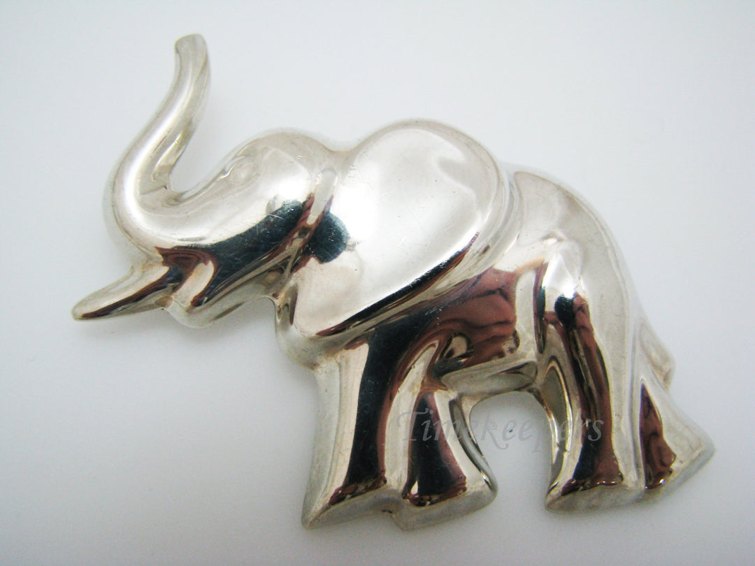 c333 Nice vintage Sterling Silver Elephant Brooch from Mexico