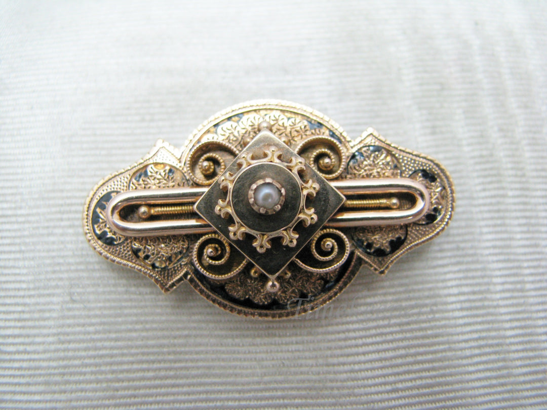 a473 10k Yellow Gold Brooch with Center Pearl & Black Enamel