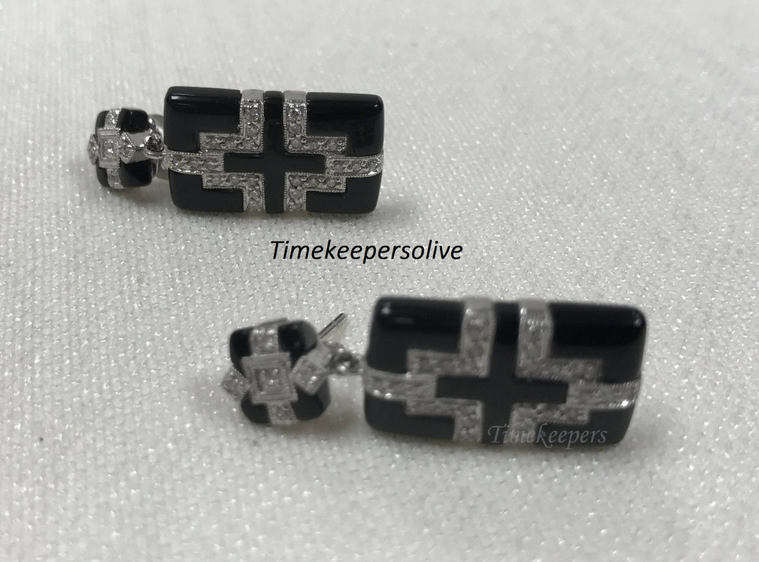 b048 14k White Gold Black Onyx Diamond Chip Pierced Earrings + Free Gift