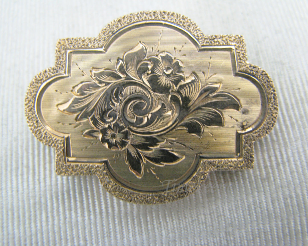 a582 Lovely Vintage 9k Yellow Gold Pin Brooch Flower Design Diamond cut Outline