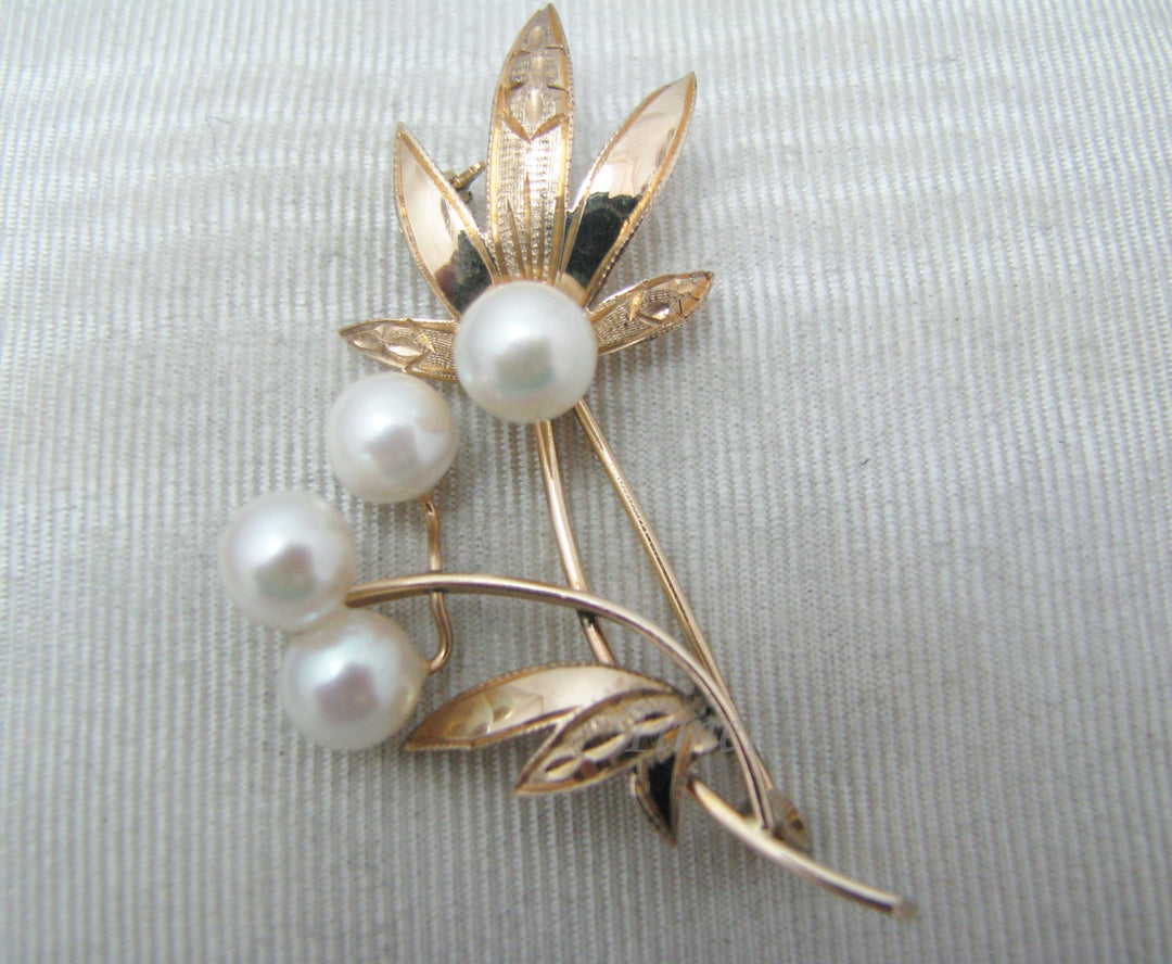 a577 Beautiful Vintage 14k Yellow Gold Flower Elegant Brooch with (4) Pearls