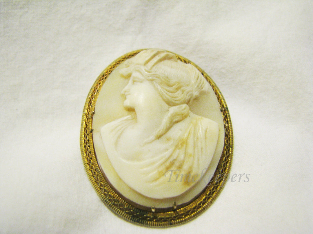 c445 Vintage White Cameo in Yellow Gold Filled Filigree Setting Brooch