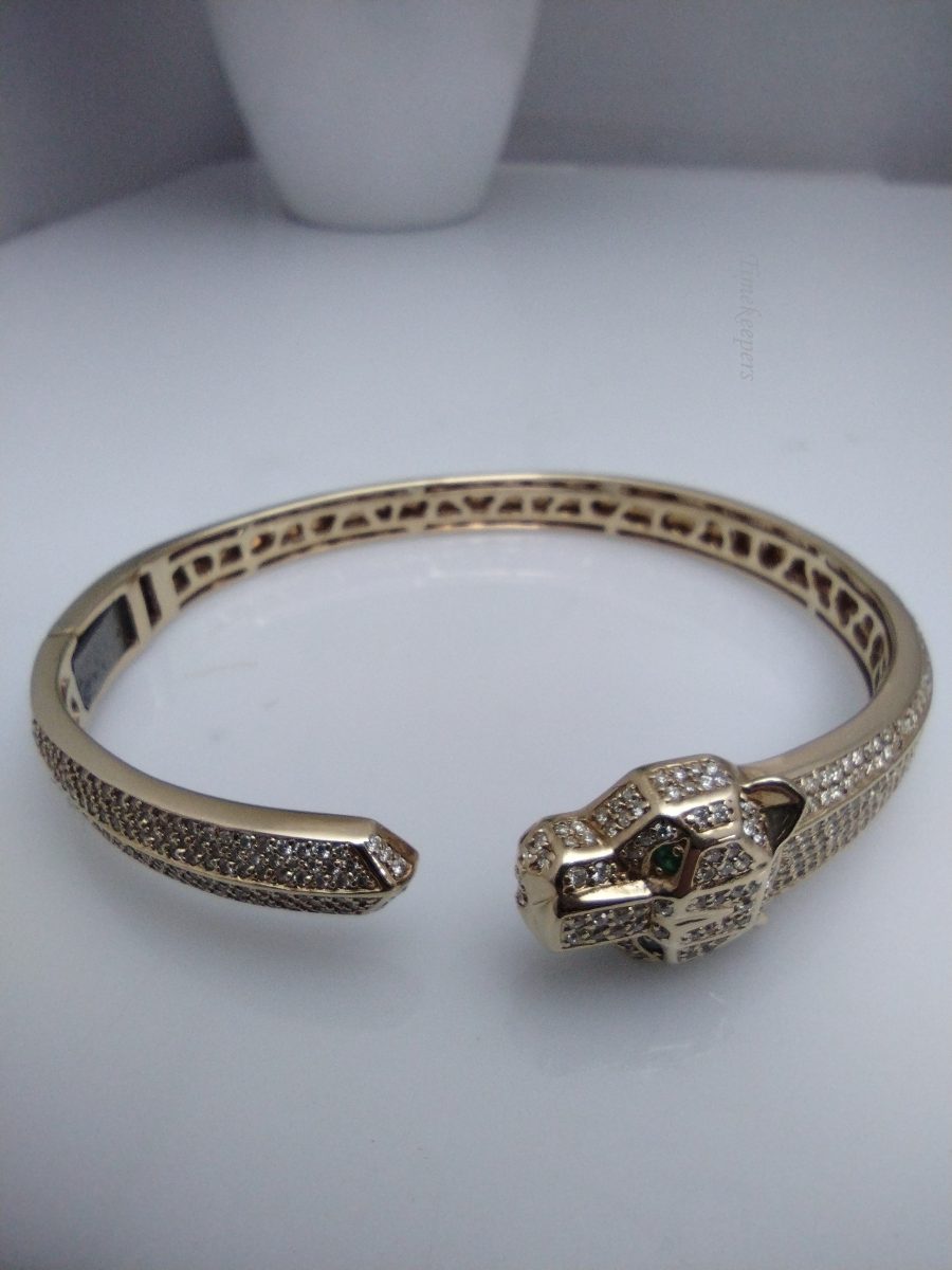 k620 Stunning Ladies 14kt Yellow Gold EFFY Diamond Panther Bangle Bracelet